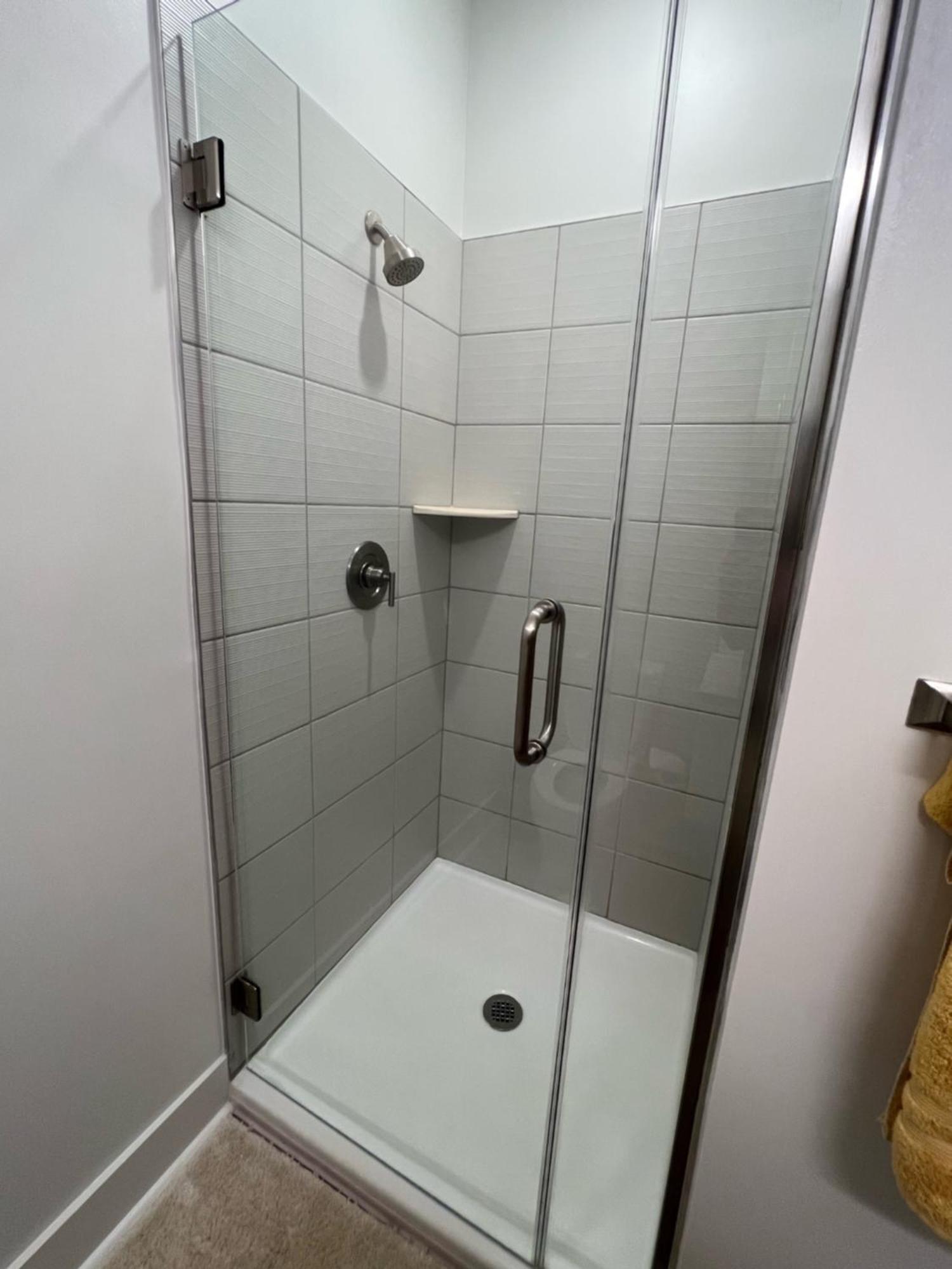 Studio Apartment, Queen Bed, Wifi, Kitchen, Washer & Dryer In Charlotte Bagian luar foto